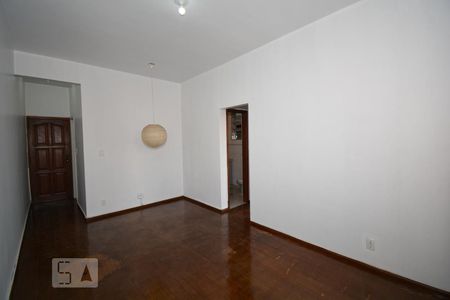 Sala de apartamento para alugar com 1 quarto, 50m² em Todos Os Santos, Rio de Janeiro