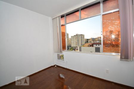Quarto de apartamento para alugar com 1 quarto, 50m² em Todos Os Santos, Rio de Janeiro
