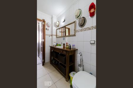 Apartamento à venda com 104m², 2 quartos e sem vaga Apartamento à venda com 104m², 2 quartos e sem vagaBanheiro da Suíte