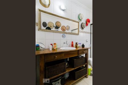 Apartamento à venda com 104m², 2 quartos e sem vaga Apartamento à venda com 104m², 2 quartos e sem vagaBanheiro da Suíte