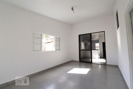 Sala de casa para alugar com 3 quartos, 100m² em Setor Sul, Goiânia