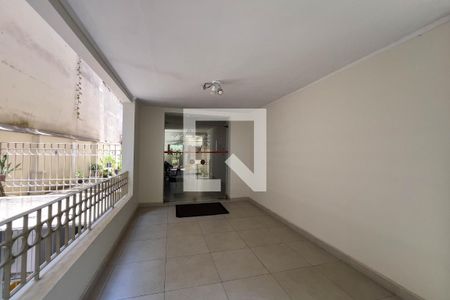 Apartamento à venda com 48m², 1 quarto e 1 vagaEntrada