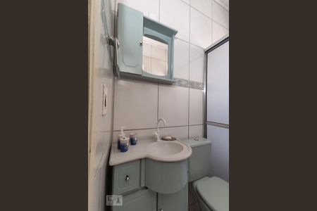 Casa à venda com 173m², 3 quartos e 3 vagas Casa à venda com 173m², 3 quartos e 3 vagasBanheiro