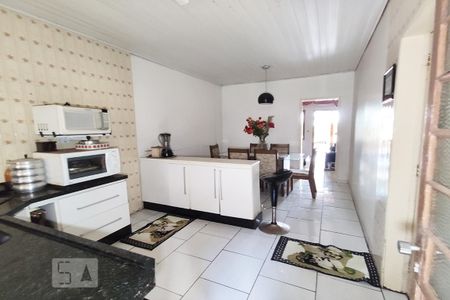 Casa à venda com 173m², 3 quartos e 3 vagas Casa à venda com 173m², 3 quartos e 3 vagasCozinha