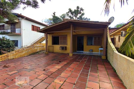 Casa à venda com 173m², 3 quartos e 3 vagas Casa à venda com 173m², 3 quartos e 3 vagasÁrea Externa