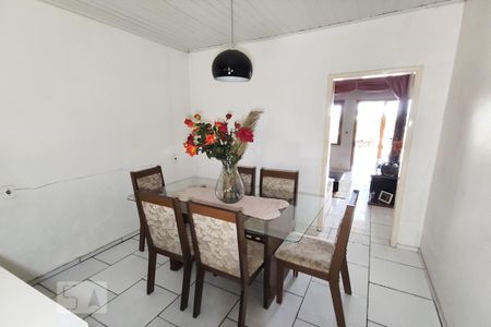 Casa à venda com 173m², 3 quartos e 3 vagas Casa à venda com 173m², 3 quartos e 3 vagasCozinha