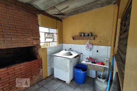 Casa à venda com 173m², 3 quartos e 3 vagas Casa à venda com 173m², 3 quartos e 3 vagasVaranda e área de serviço