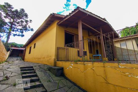 Casa à venda com 173m², 3 quartos e 3 vagas Casa à venda com 173m², 3 quartos e 3 vagasFachada