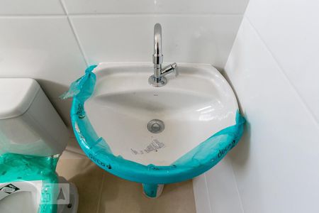 Casa de condomínio para alugar com 35m², 1 quarto e sem vagaBanheiro