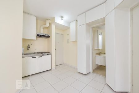Sala/Cozinha de apartamento para alugar com 1 quarto, 33m² em Bela Vista, São Paulo
