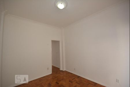 Apartamento para alugar com 45m², 1 quarto e sem vagaSala