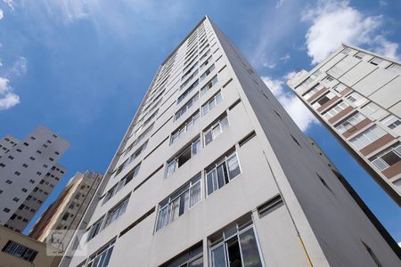 Apartamento para alugar com 99m², 3 quartos e 1 vagaFachada