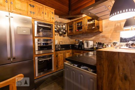 Casa à venda com 170m², 4 quartos e 2 vagas Casa à venda com 170m², 4 quartos e 2 vagasSala 2