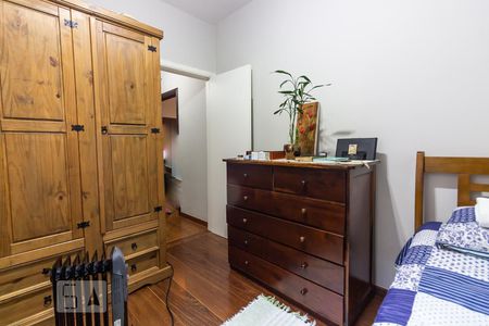 Casa à venda com 170m², 4 quartos e 2 vagas Casa à venda com 170m², 4 quartos e 2 vagasQuarto 1