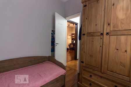 Casa à venda com 170m², 4 quartos e 2 vagas Casa à venda com 170m², 4 quartos e 2 vagasQuarto 2