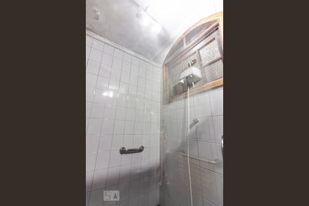 Casa à venda com 170m², 4 quartos e 2 vagas Casa à venda com 170m², 4 quartos e 2 vagasBanheiro