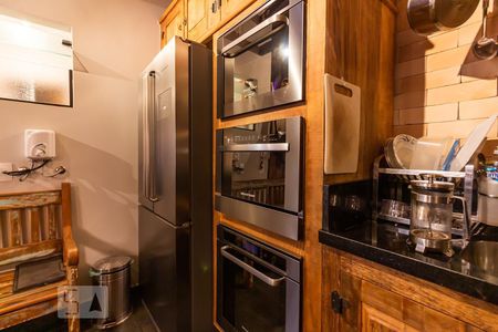 Casa à venda com 170m², 4 quartos e 2 vagas Casa à venda com 170m², 4 quartos e 2 vagasSala 2