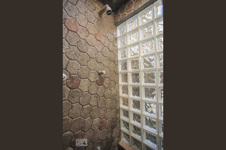 Casa à venda com 360m², 4 quartos e 4 vagasQuintal - Ducha