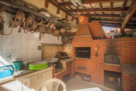 Casa à venda com 360m², 4 quartos e 4 vagasQuintal - Churrasqueira
