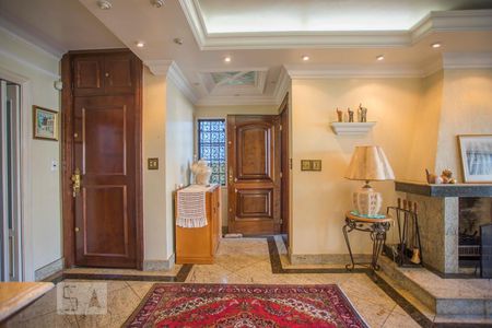 Hall de casa à venda com 4 quartos, 360m² em Vila Alexandria, São Paulo