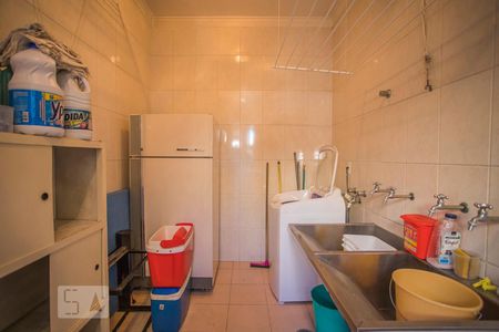 Casa à venda com 360m², 4 quartos e 4 vagasÁrea de Serviço