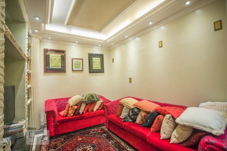 Casa à venda com 360m², 4 quartos e 4 vagasSala de TV