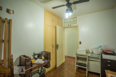 Casa à venda com 360m², 4 quartos e 4 vagasQuarto 3 - Armários