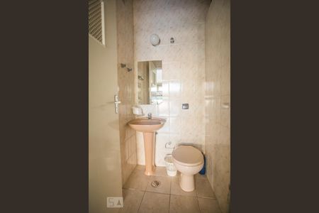 Casa à venda com 360m², 4 quartos e 4 vagasLavabo da Garagem