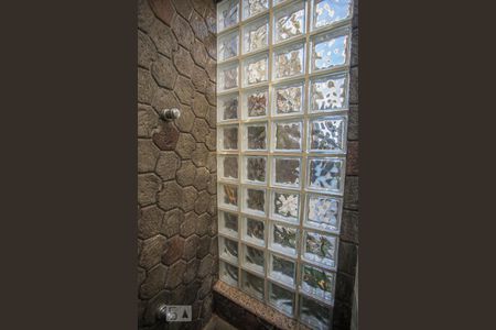 Casa à venda com 360m², 4 quartos e 4 vagasQuintal - Ducha