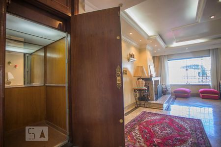 Hall - Elevador de casa à venda com 4 quartos, 360m² em Vila Alexandria, São Paulo