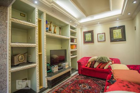 Casa à venda com 360m², 4 quartos e 4 vagasSala de TV