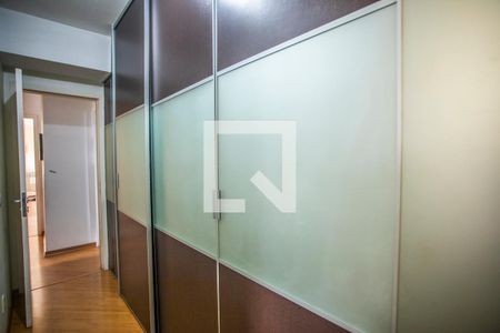 Apartamento à venda com 128m², 3 quartos e 3 vagasSuíte 1 - Armários