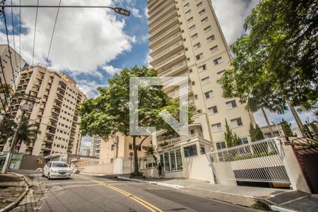 Apartamento à venda com 128m², 3 quartos e 3 vagasFachada