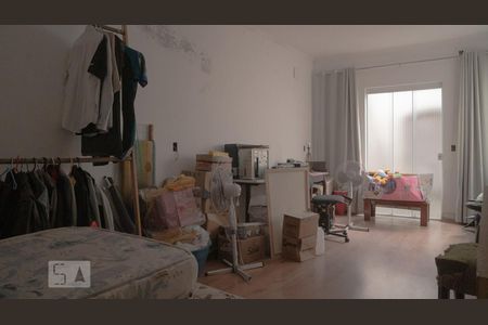 Casa à venda com 285m², 6 quartos e 2 vagasQuarto 4