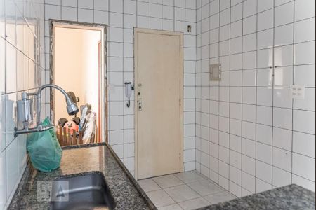 Apartamento à venda com 87m², 2 quartos e sem vagaCozinha 