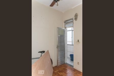 Apartamento à venda com 87m², 2 quartos e sem vagaQuarto de Serviço