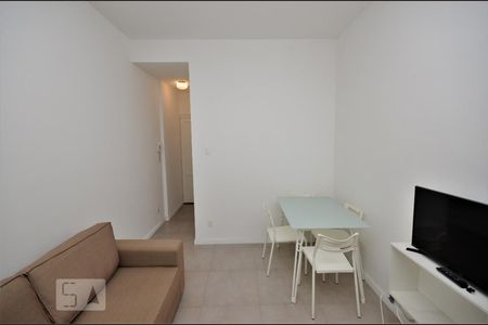 Sala de apartamento para alugar com 1 quarto, 45m² em Flamengo, Rio de Janeiro