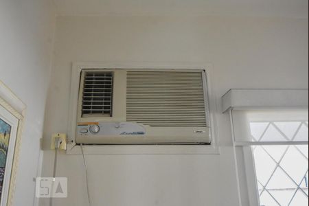 Sala de Estar detalhe de casa à venda com 4 quartos, 190m² em Jardim Novo Santo Amaro, São Paulo