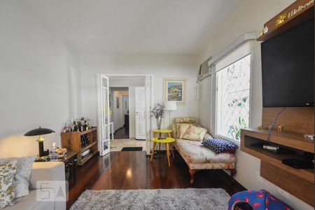 Sala de Estar de casa à venda com 4 quartos, 190m² em Jardim Novo Santo Amaro, São Paulo