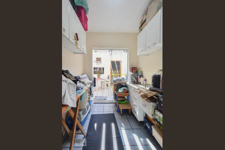 Casa à venda com 190m², 4 quartos e 2 vagasÁrea de Serviços