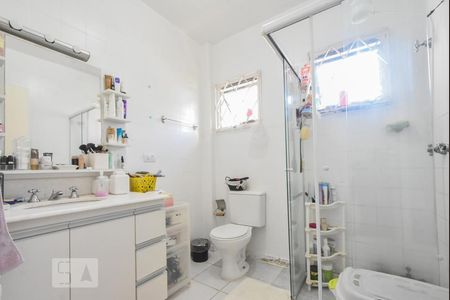 Casa à venda com 190m², 4 quartos e 2 vagasBanheiro 02