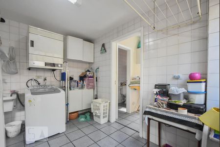 Casa à venda com 190m², 4 quartos e 2 vagasLavanderia