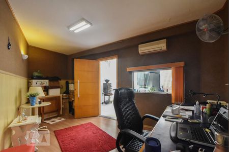 Casa à venda com 190m², 4 quartos e 2 vagasHome Office