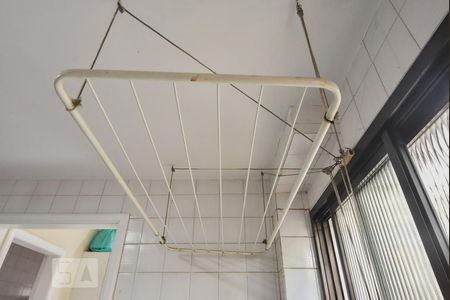 Casa à venda com 190m², 4 quartos e 2 vagasLavanderia