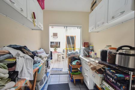 Casa à venda com 190m², 4 quartos e 2 vagasÁrea de Serviços