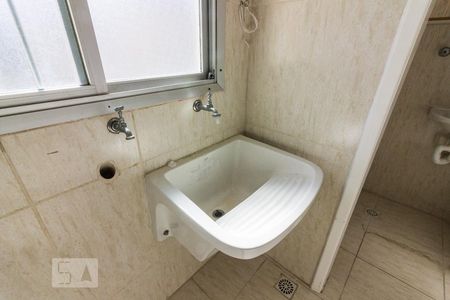 Apartamento para alugar com 72m², 3 quartos e 1 vagaÁrea de Serviço