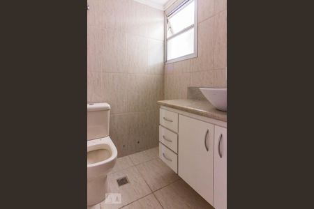 Banheiro de apartamento para alugar com 3 quartos, 72m² em Santana, São Paulo