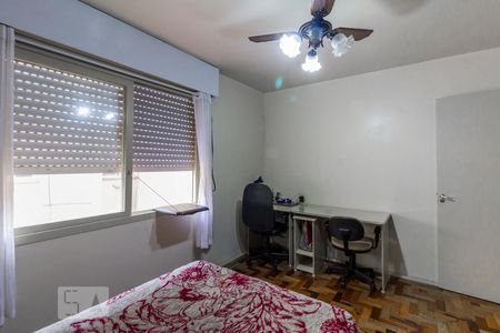Quarto 1 de apartamento à venda com 2 quartos, 56m² em Humaitá, Porto Alegre