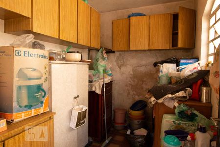 Casa à venda com 552m², 4 quartos e 7 vagasQuarto de Serviço