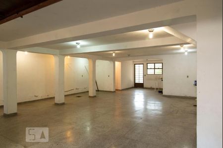 Casa à venda com 552m², 4 quartos e 7 vagasGaragem